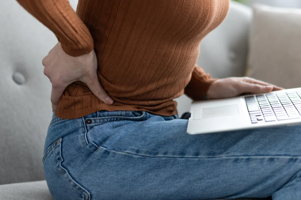 اعراض عرق النسا: الأسباب، التشخيص، وطرق العلاج والوقاية