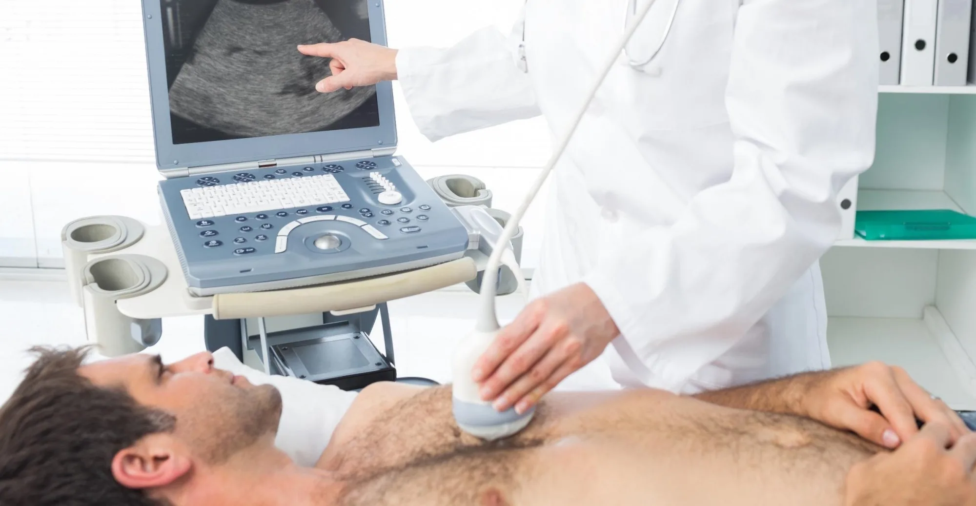 ما هي استخدامات مخطط صدى القلب ومتى يطلبه الطبيب؟