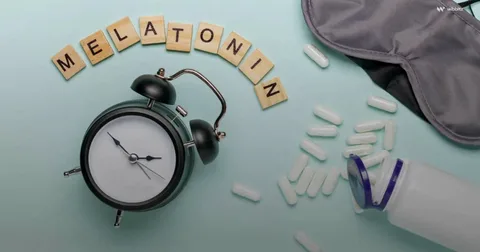 ما هو هرمون الميلاتونين؟ فوائده، علاقته بالنوم وأفضل طرق زيادته