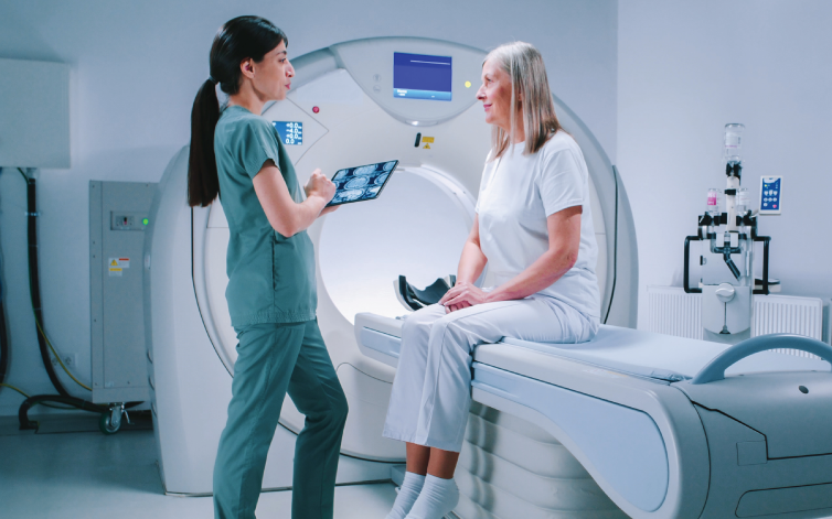 ما هي الأشعة المقطعية؟ وكيف تُستخدم في تشخيص الأمراض
